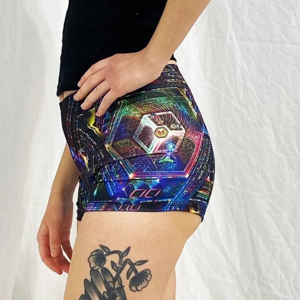 Trippy booty shorts